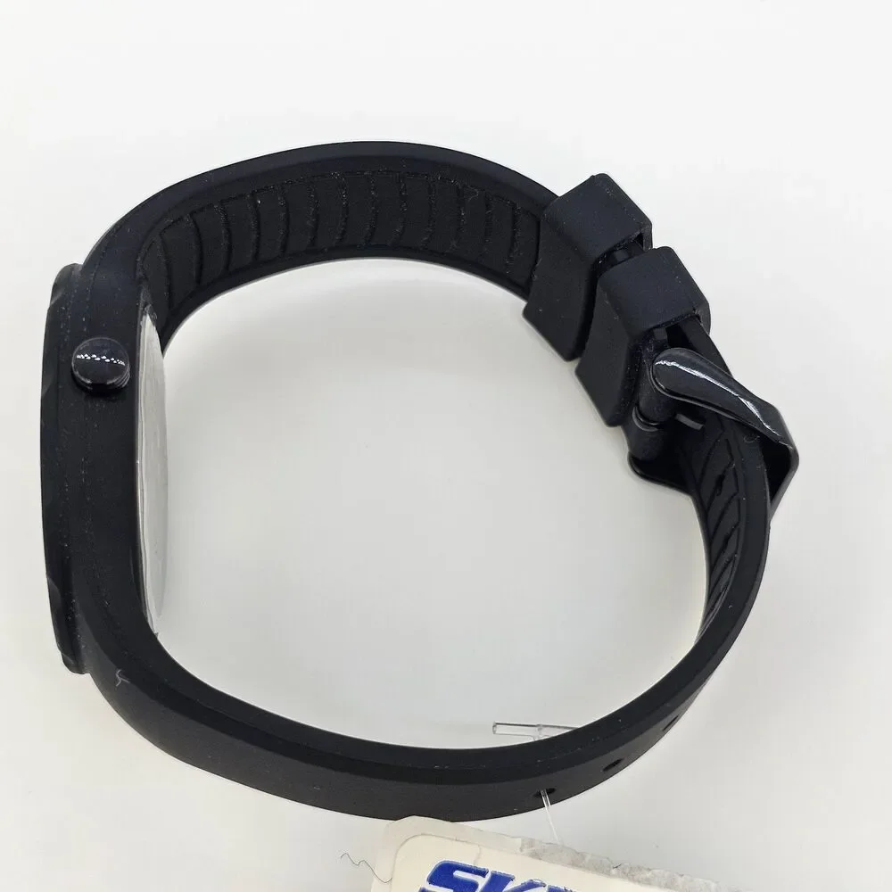 Skechers Unisex Watch‎ 42MM Black Dial Black Plastic Band Straps New Battery